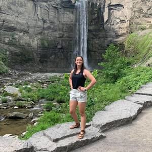 Meet your Posher, Megan